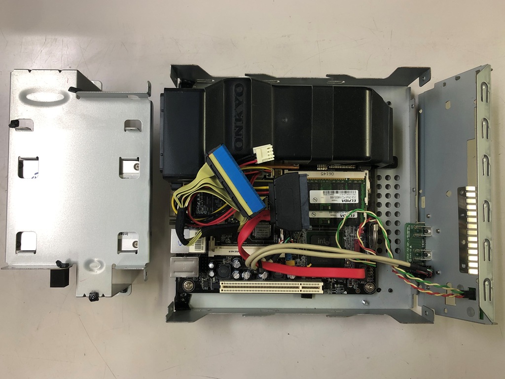 Inside of ONKYO HDC-1.0 6