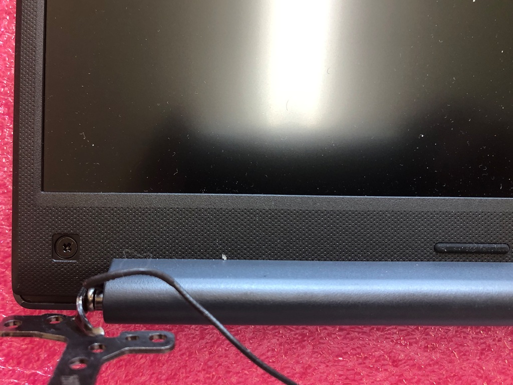 ASUS VivoBook 15 M1502Y 液晶ディスプレイ部 隠しネジ 左側