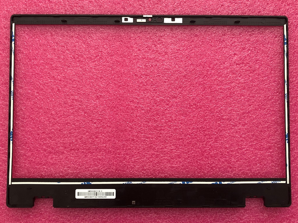 dynabook G83/KW 新液晶パネル ベゼル 両面テープ貼り付け後