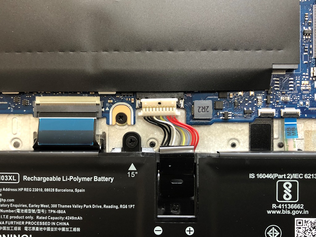HP ProBook 450 G10 バッテリコネクタ