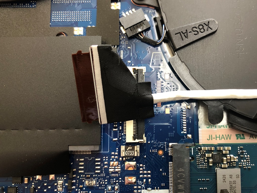 HP ProBook 450 G10 LCDケーブルコネクタ