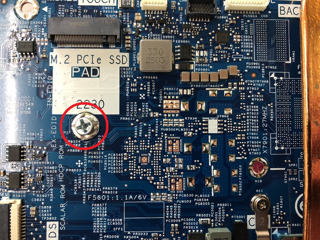 Dell 27 All-in-One (AIO) EC27250 SSD 部分 ネジ穴