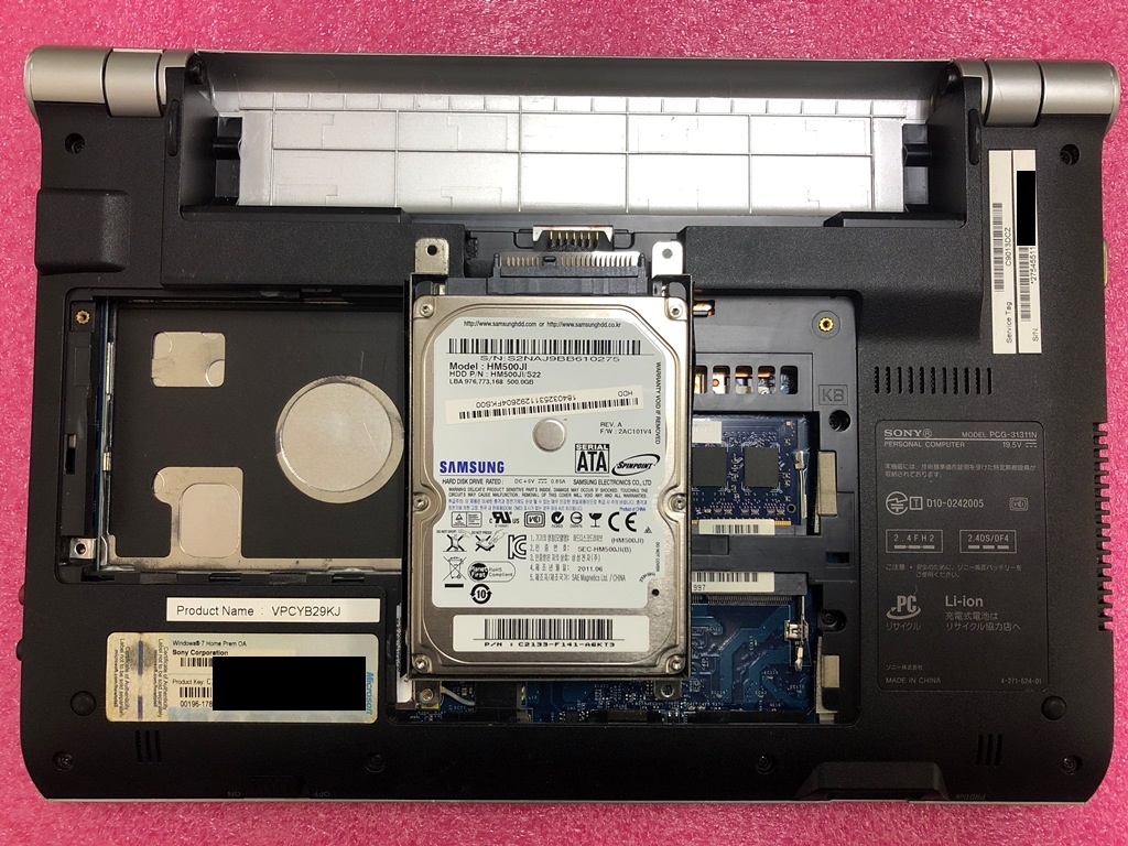 SONY VAIO VPCYB29KJ HDD 取り外し後
