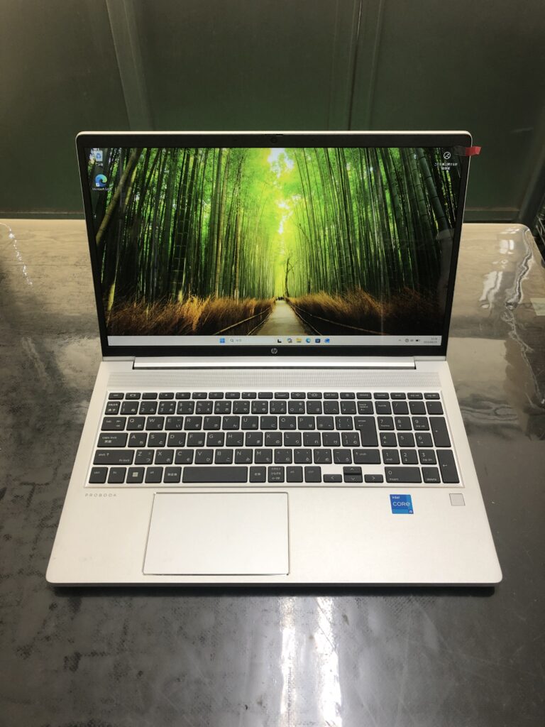 HP ProBook 450 G10 液晶パネル割れ 交換修理後